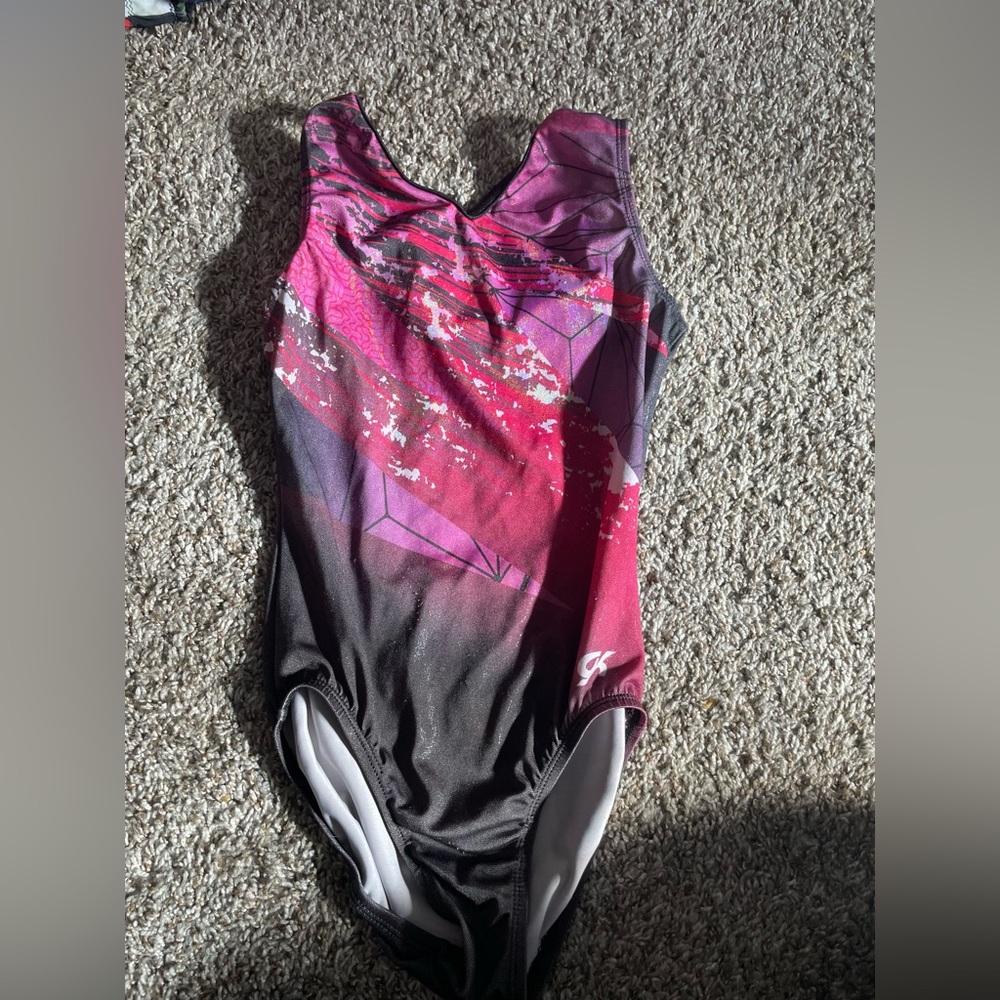 Gk gymnastics leo